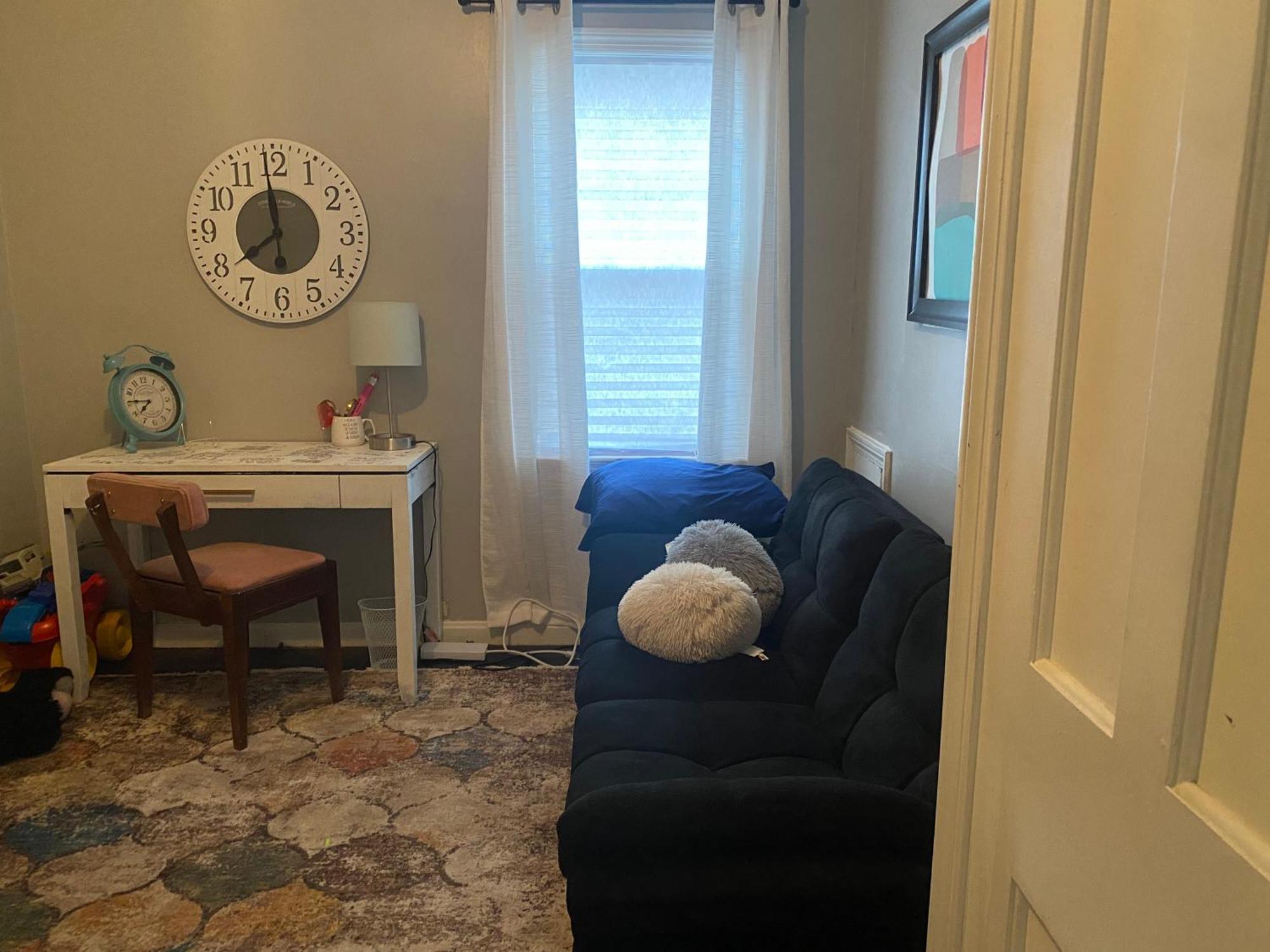Cozy, 1St Floor Apartment 2Bdrms Plus Semi Private Room With Futon Pets With Fee Family Friendly Close To Everything Cleveland Zewnętrze zdjęcie
